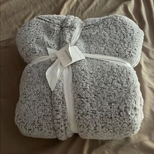 Pottery Barn Cozy Sherpa Robe In Soft Gray